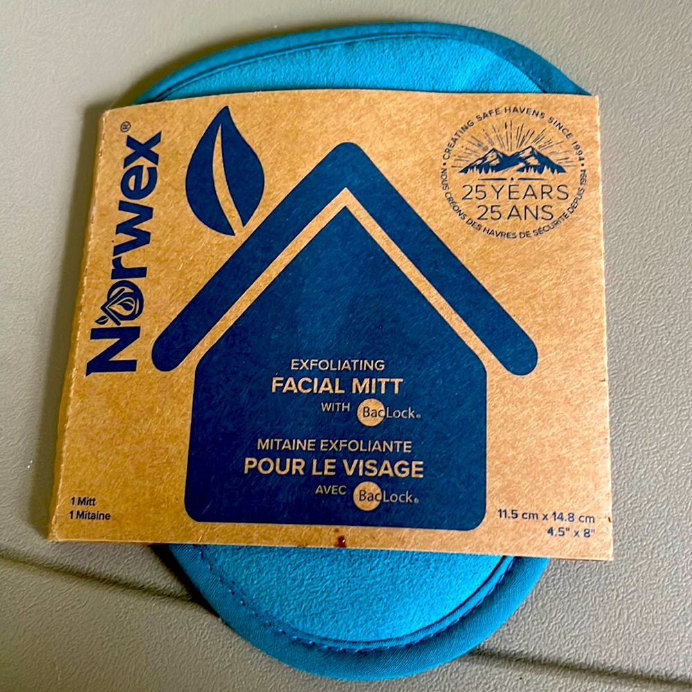 Norwex Facial Mitt